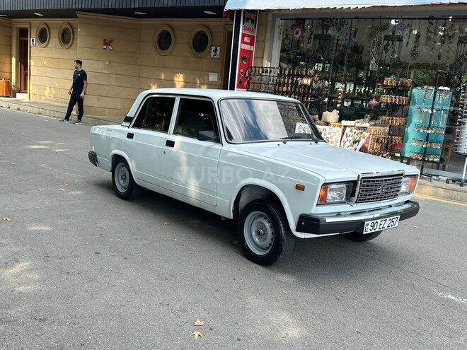 LADA (VAZ) 2107-3