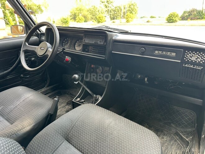 LADA (VAZ) 2107-7