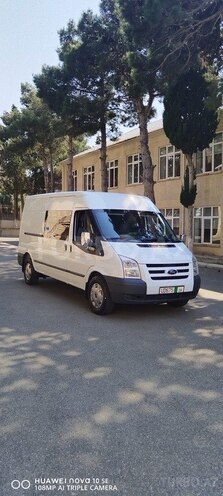 Ford Transit-2
