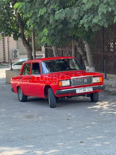 LADA (VAZ) 2107-1