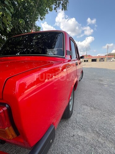 LADA (VAZ) 2107-21
