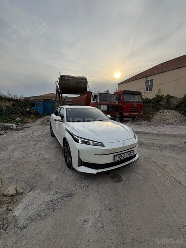 Changan Qiyuan A05-10