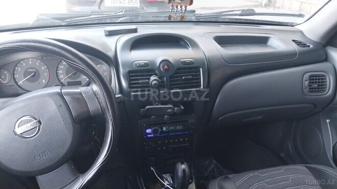Nissan Sunny-4