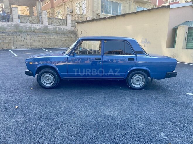 LADA (VAZ) 2107-4