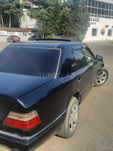 Mercedes E 220-8