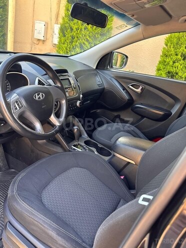 Hyundai ix35-10
