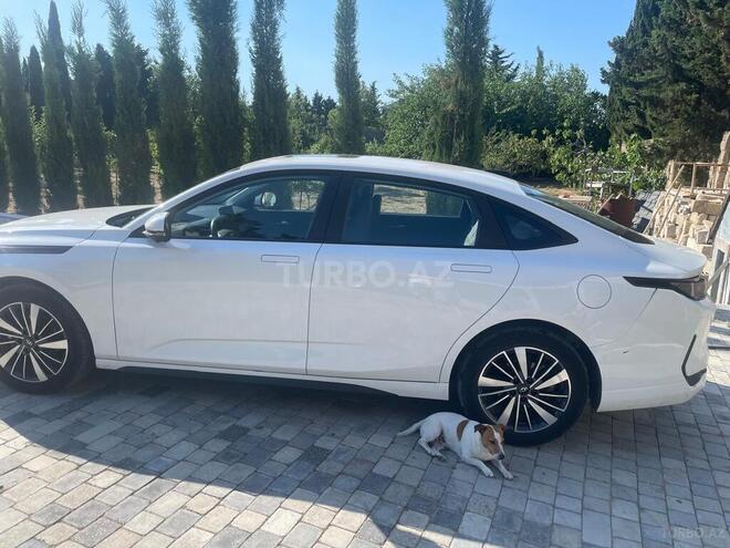 Changan Qiyuan A05-5