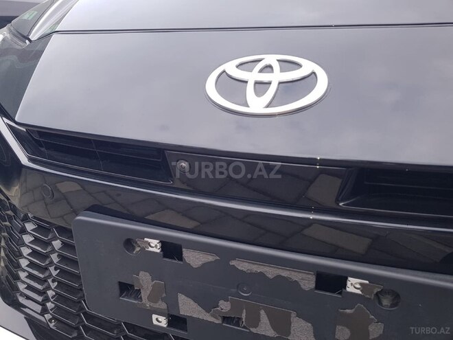 Toyota Camry-8