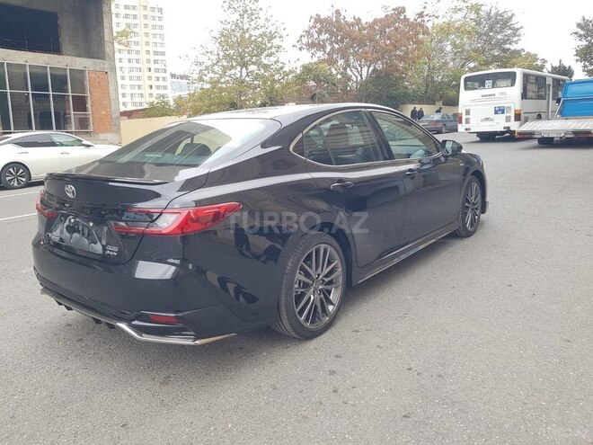 Toyota Camry-6