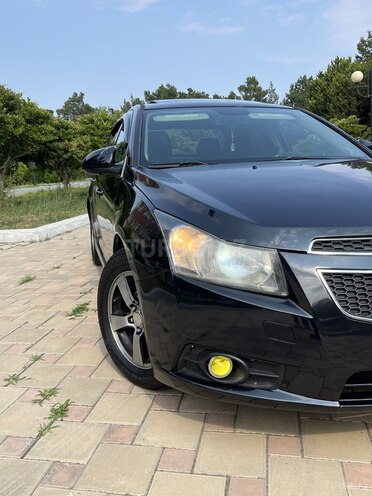 Chevrolet Cruze-11