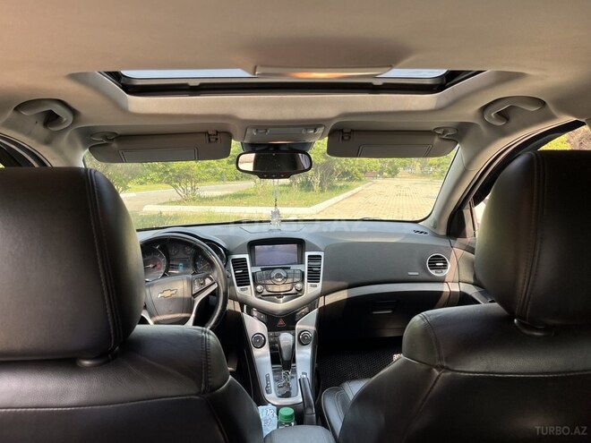 Chevrolet Cruze-15