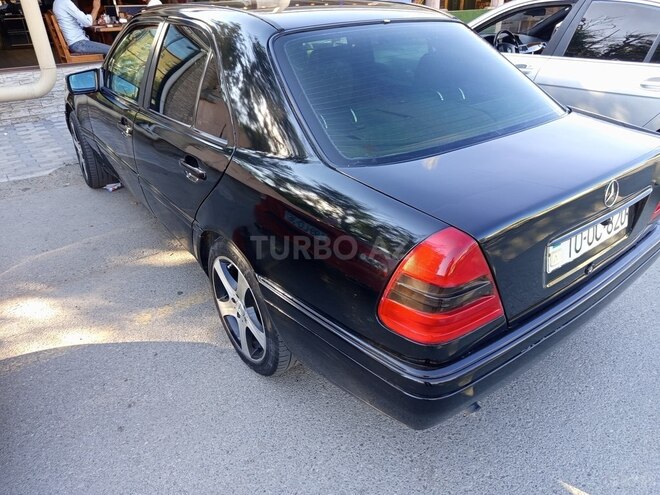 Mercedes C 180-6