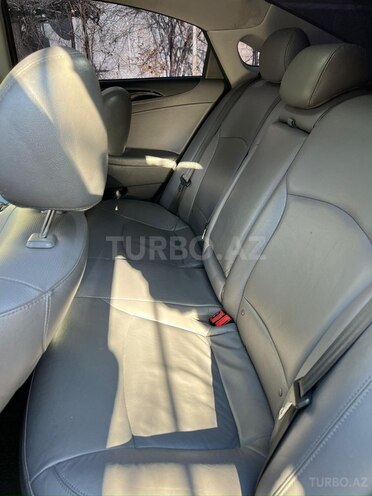 Hyundai Sonata-14