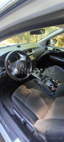Nissan Sentra-2