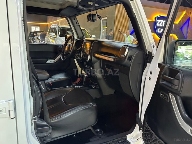 Jeep Wrangler-17