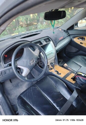 Toyota Camry-10