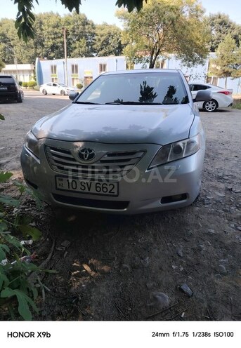 Toyota Camry-1