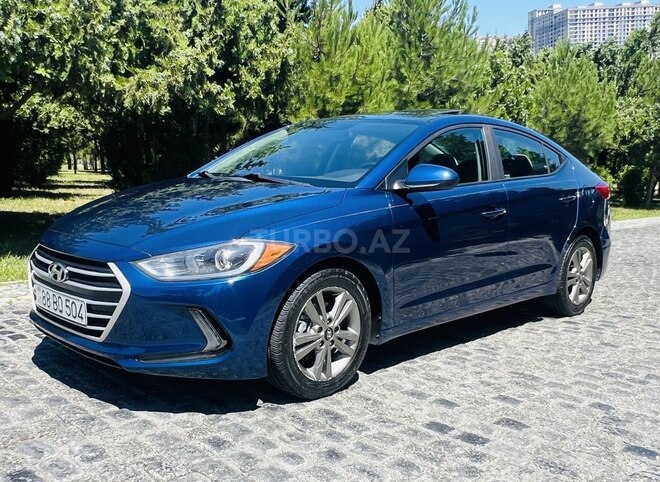 Hyundai Elantra-2