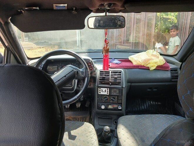 LADA (VAZ) 2112-6