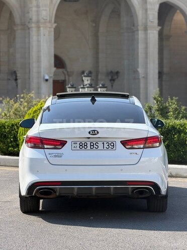 Kia Optima-2