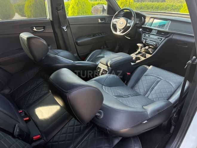 Kia Optima-12