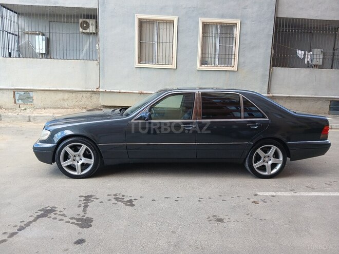 Mercedes S 320-4