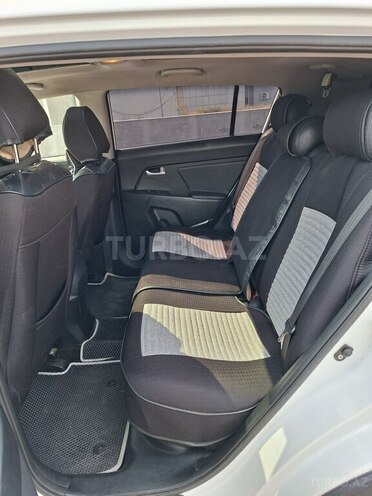 Kia Sportage-12