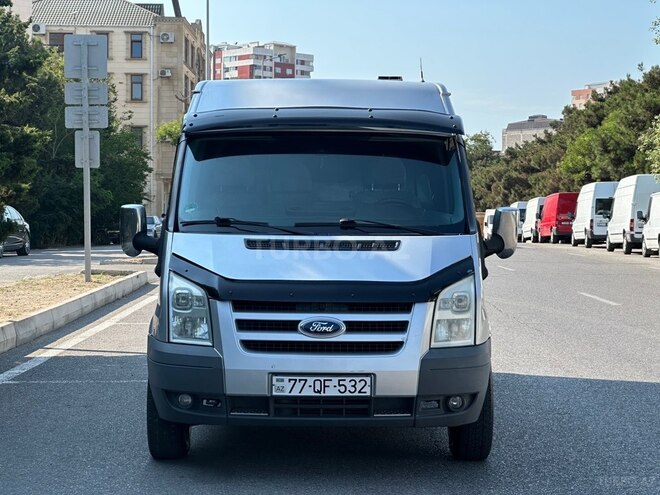Ford Transit-2