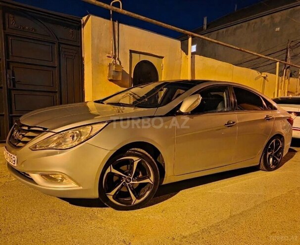 Hyundai Sonata-3