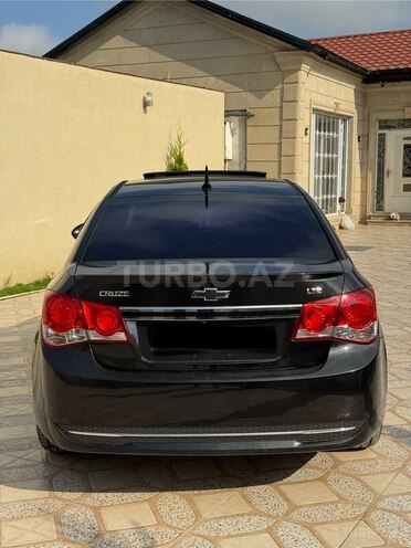 Chevrolet Cruze-4