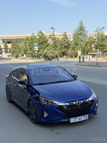 Hyundai Elantra-8