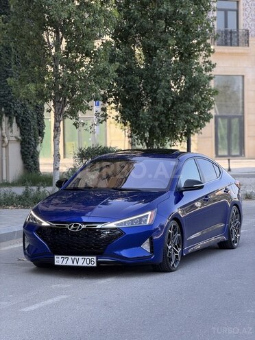 Hyundai Elantra-5