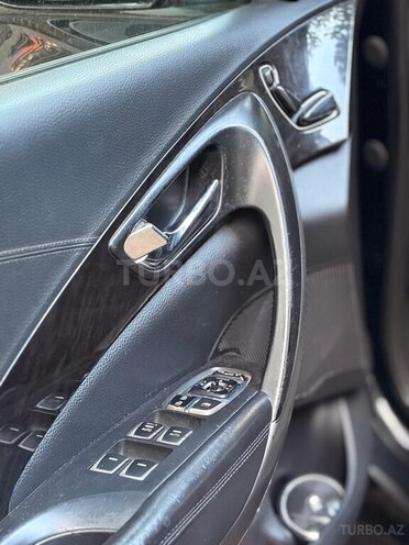 Hyundai Azera-7