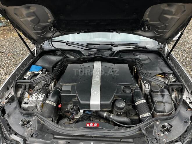 Mercedes E 320-6