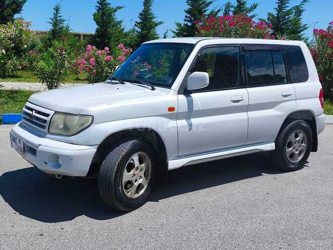 Mitsubishi Pajero io-2