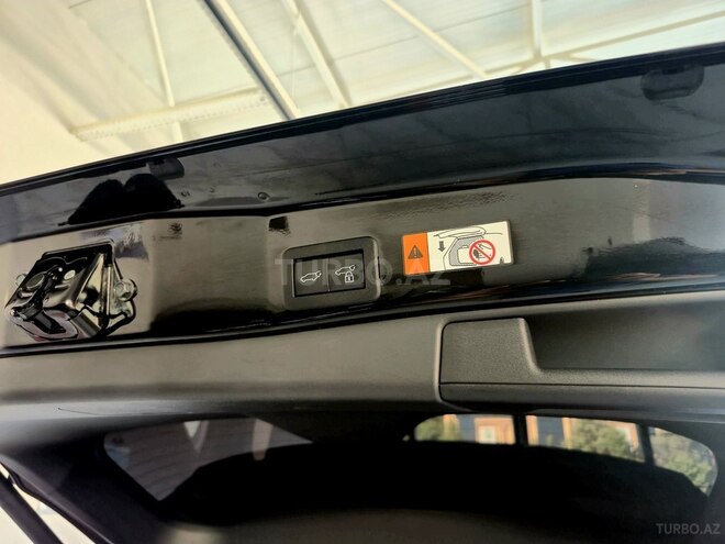 Toyota RAV4-45