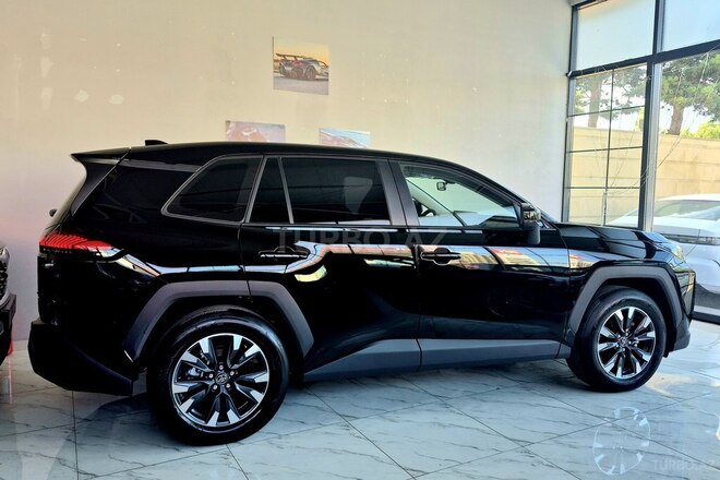 Toyota RAV4-7