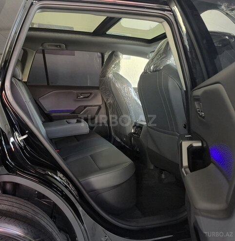 Toyota RAV4-26