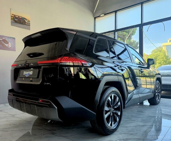 Toyota RAV4-13