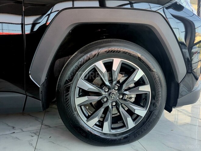 Toyota RAV4-22