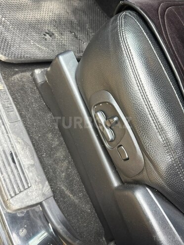 Mitsubishi Pajero-14
