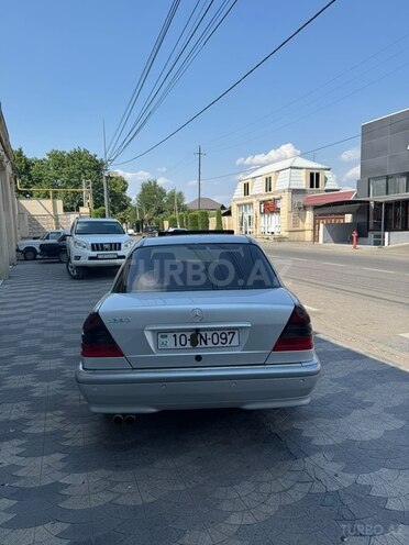 Mercedes C 240-4