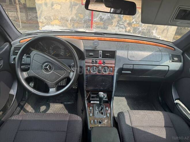 Mercedes C 240-9