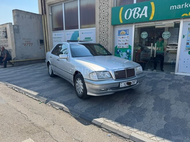 Mercedes C 240-8