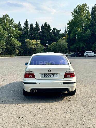 BMW 528-4