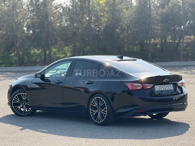 Chevrolet Malibu-8