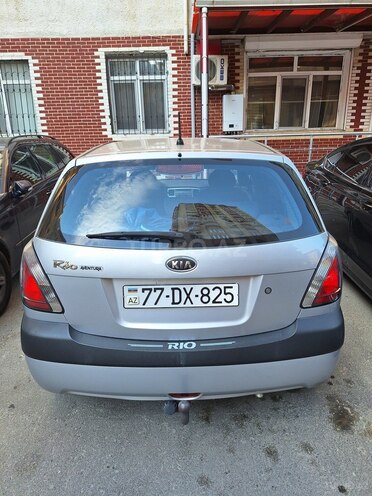 Kia Rio-2