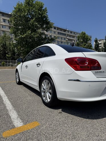 Chevrolet Cruze-4