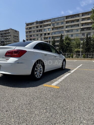 Chevrolet Cruze-5