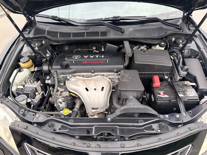 Toyota Camry-6